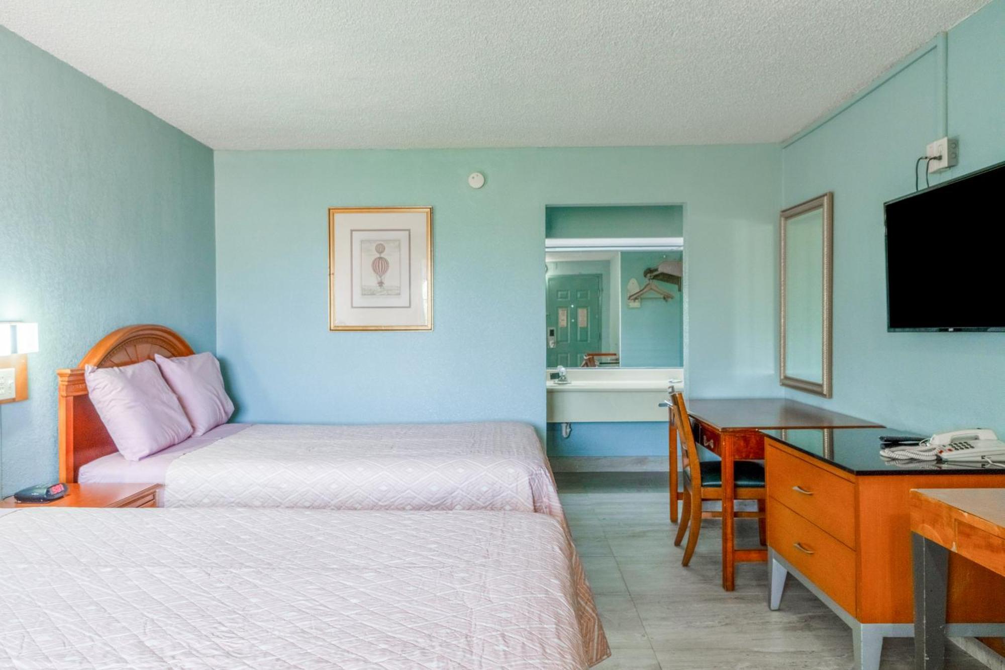 Lone Star Inn & Suites By Oyo Harlingen Tx Екстериор снимка